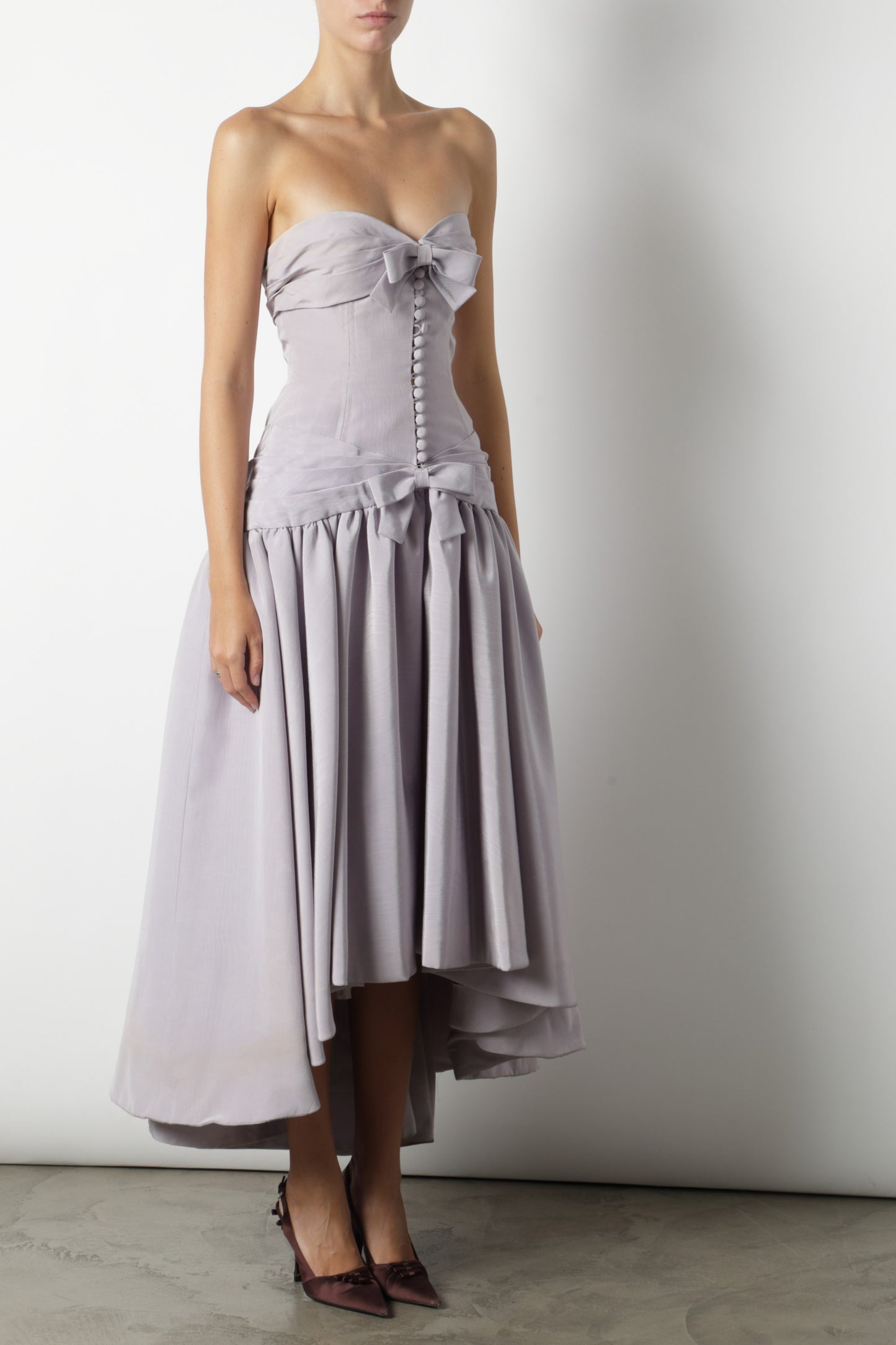 Mauve long dress with covered buttons