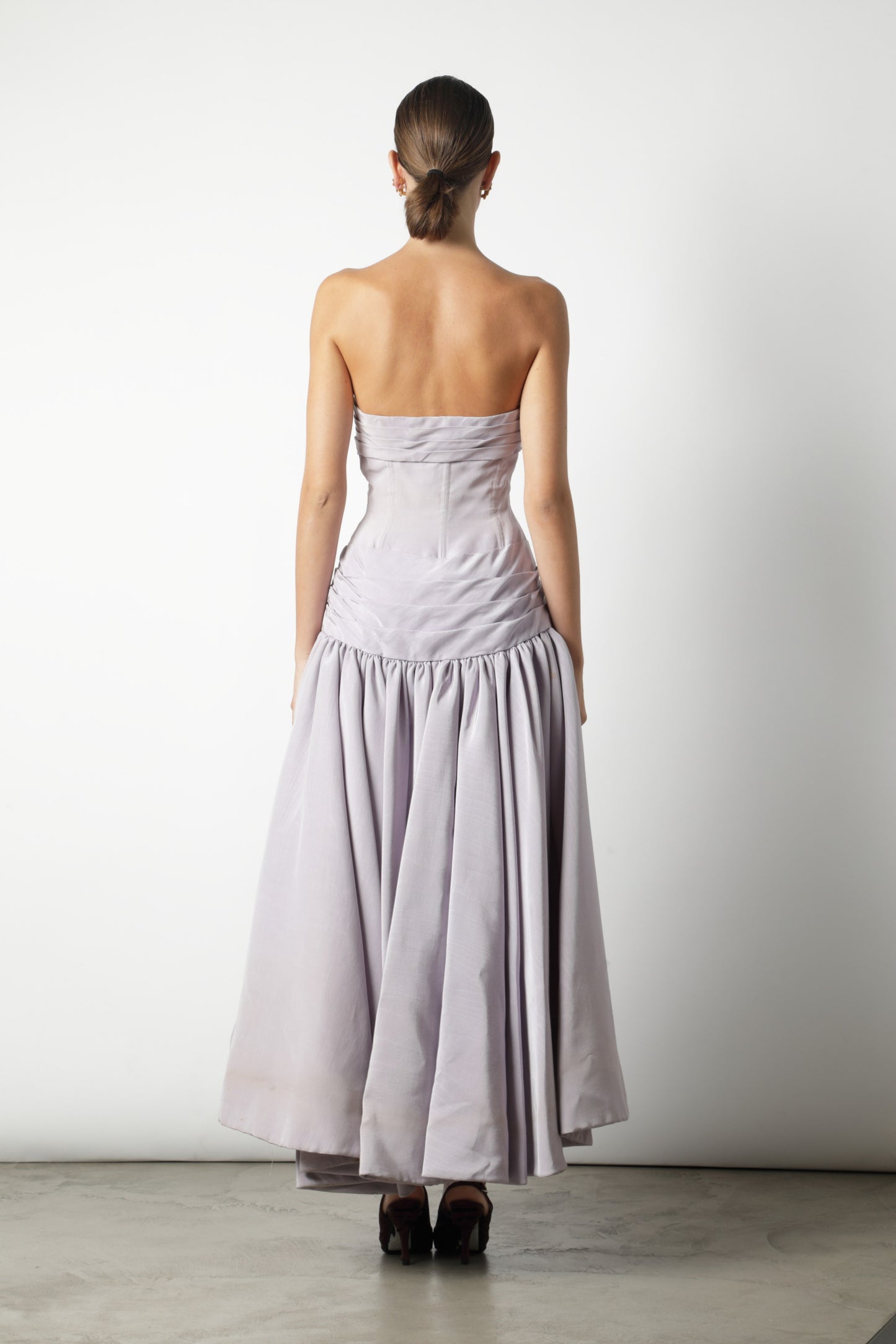 Mauve long dress with covered buttons