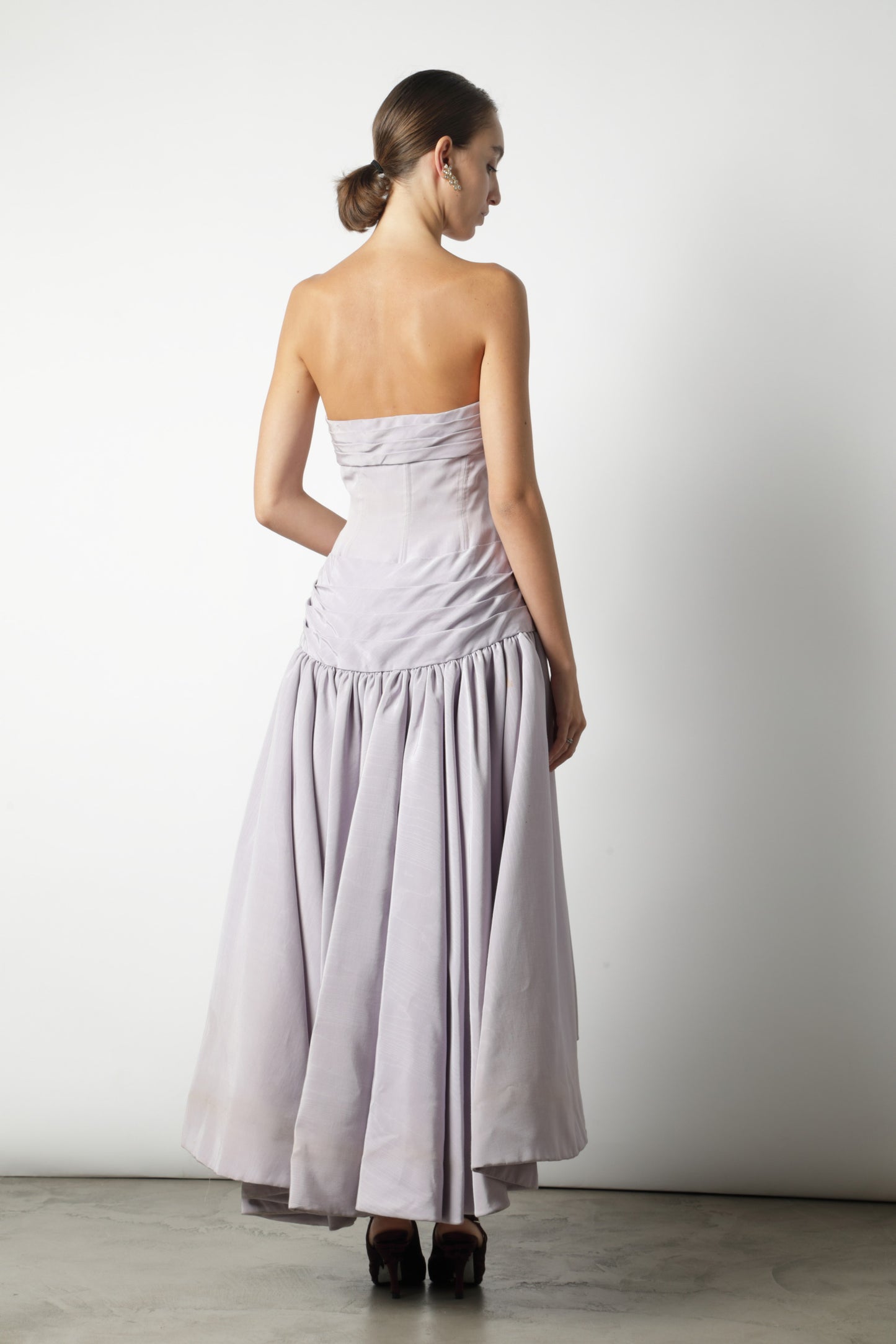 Mauve long dress with covered buttons