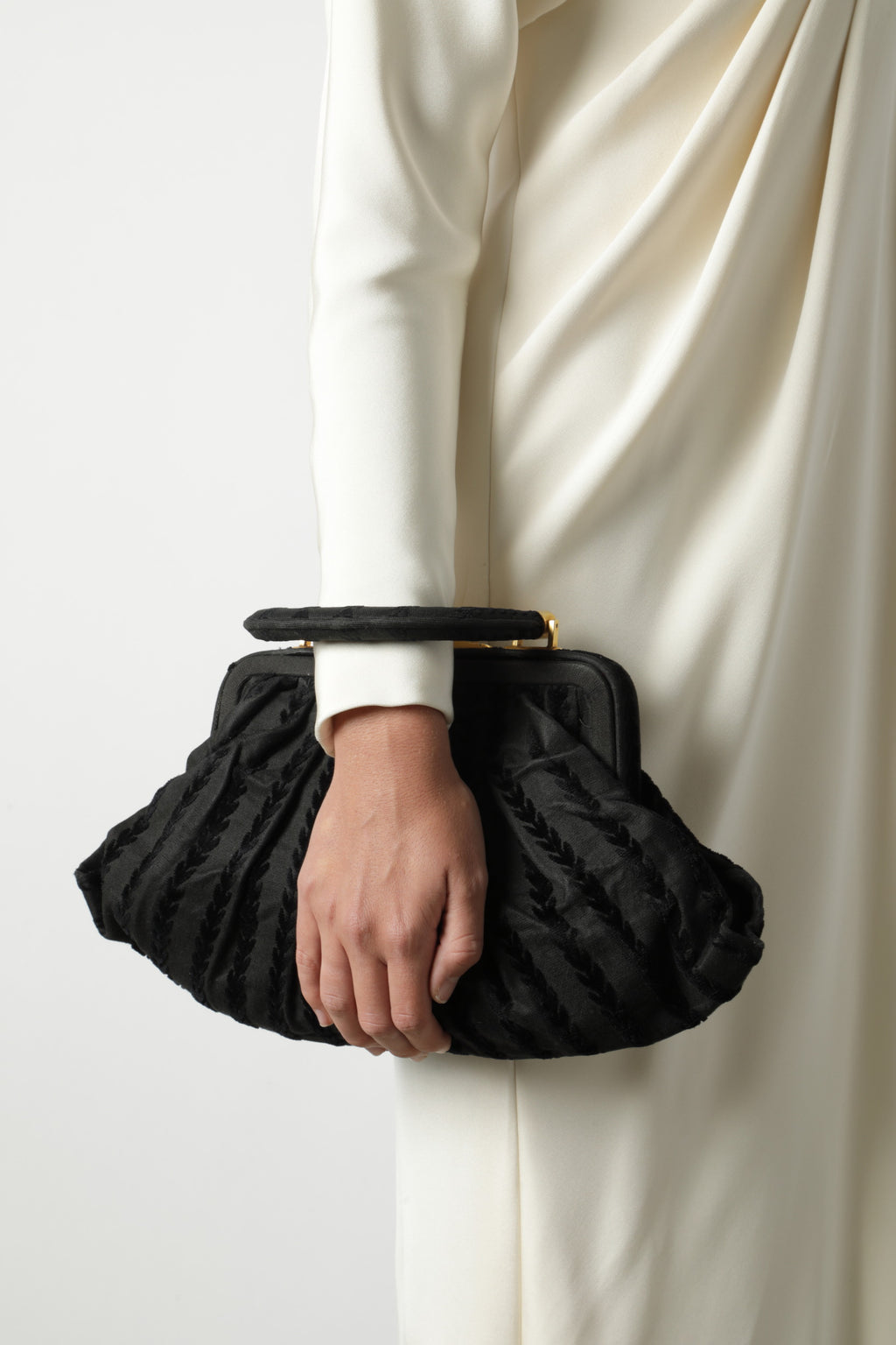 Borsa a mano Roberta Di Camerino velluto dévoré nero