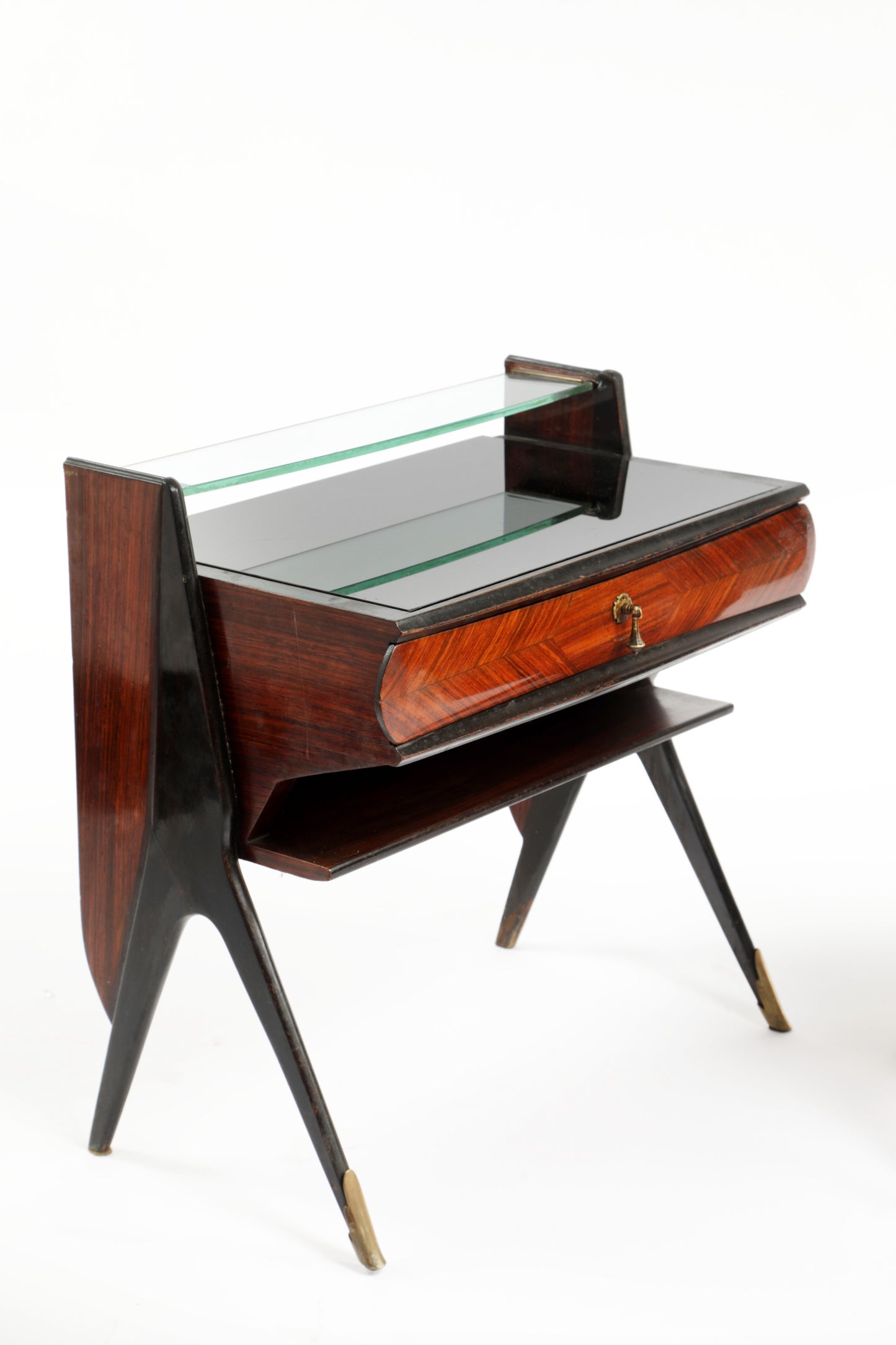 Pair of Vittorio Dassi bedside tables from the 1950s