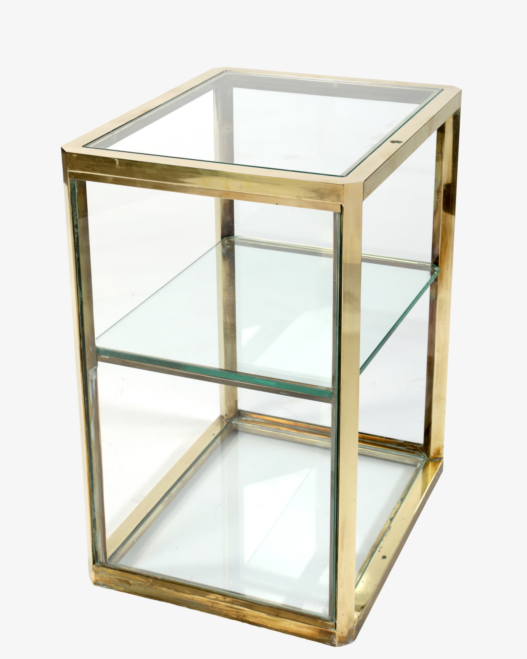 Small brass etagere from the 70s