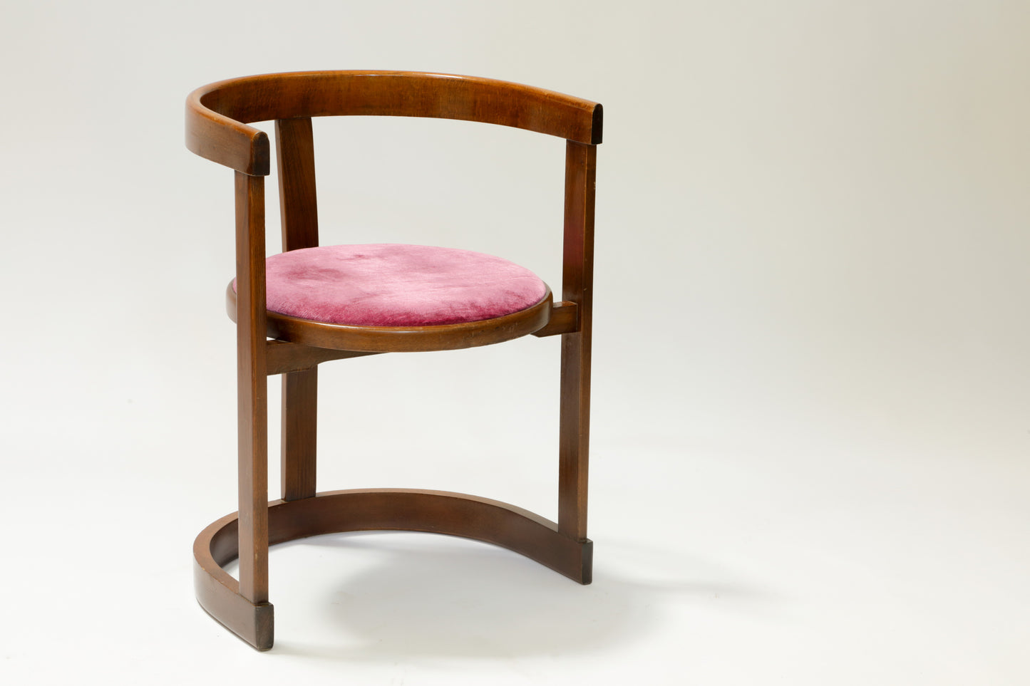 Six 60s chairs reinterpreted triplef