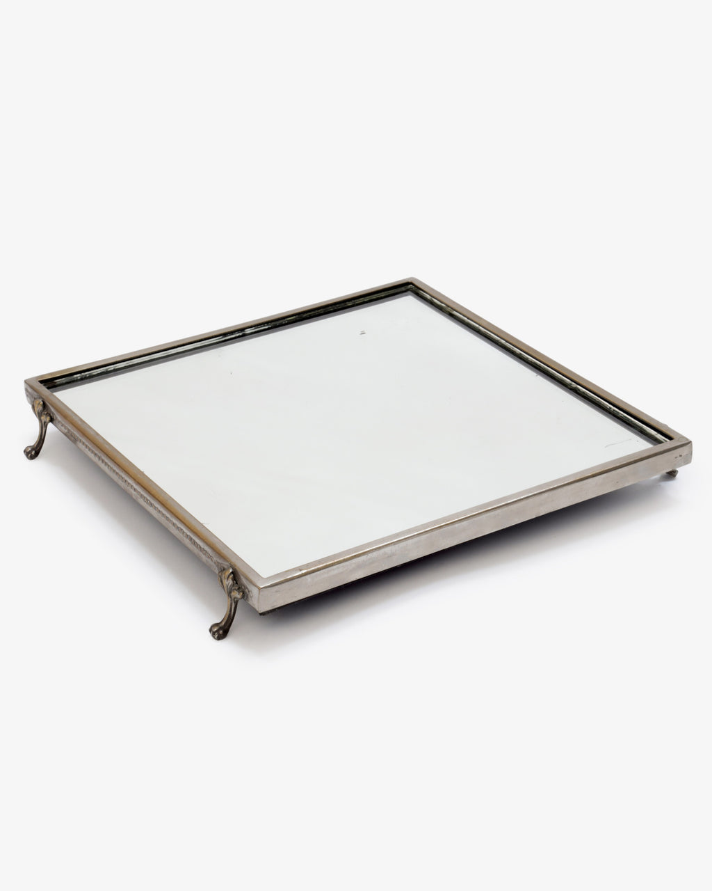 Triptych of mirrored trays with Loenine paws
