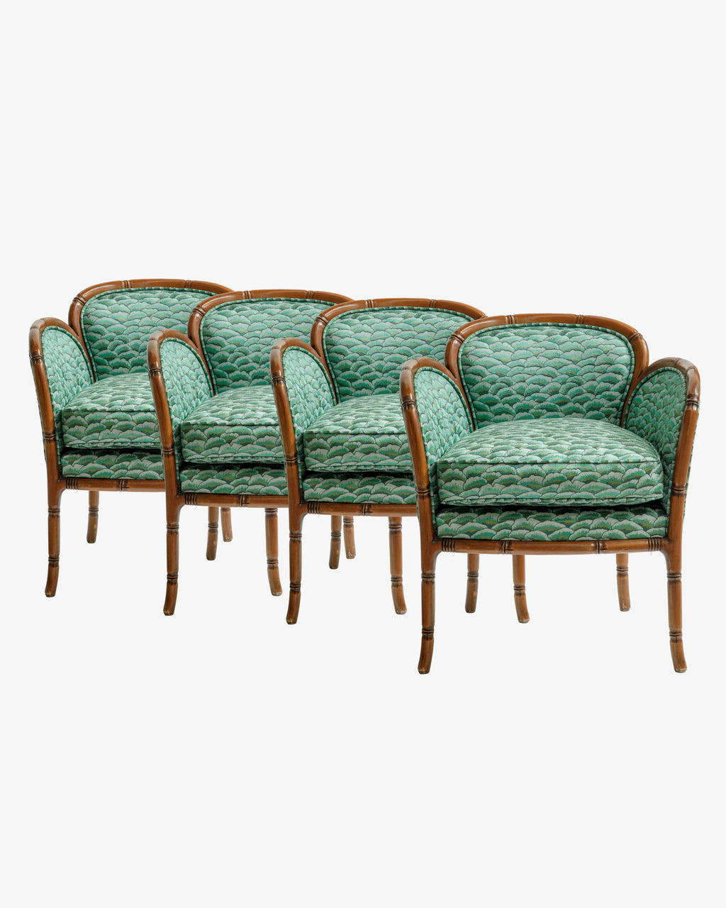 Quattro poltrone vimini anni 60 reinterpretate da  triplef