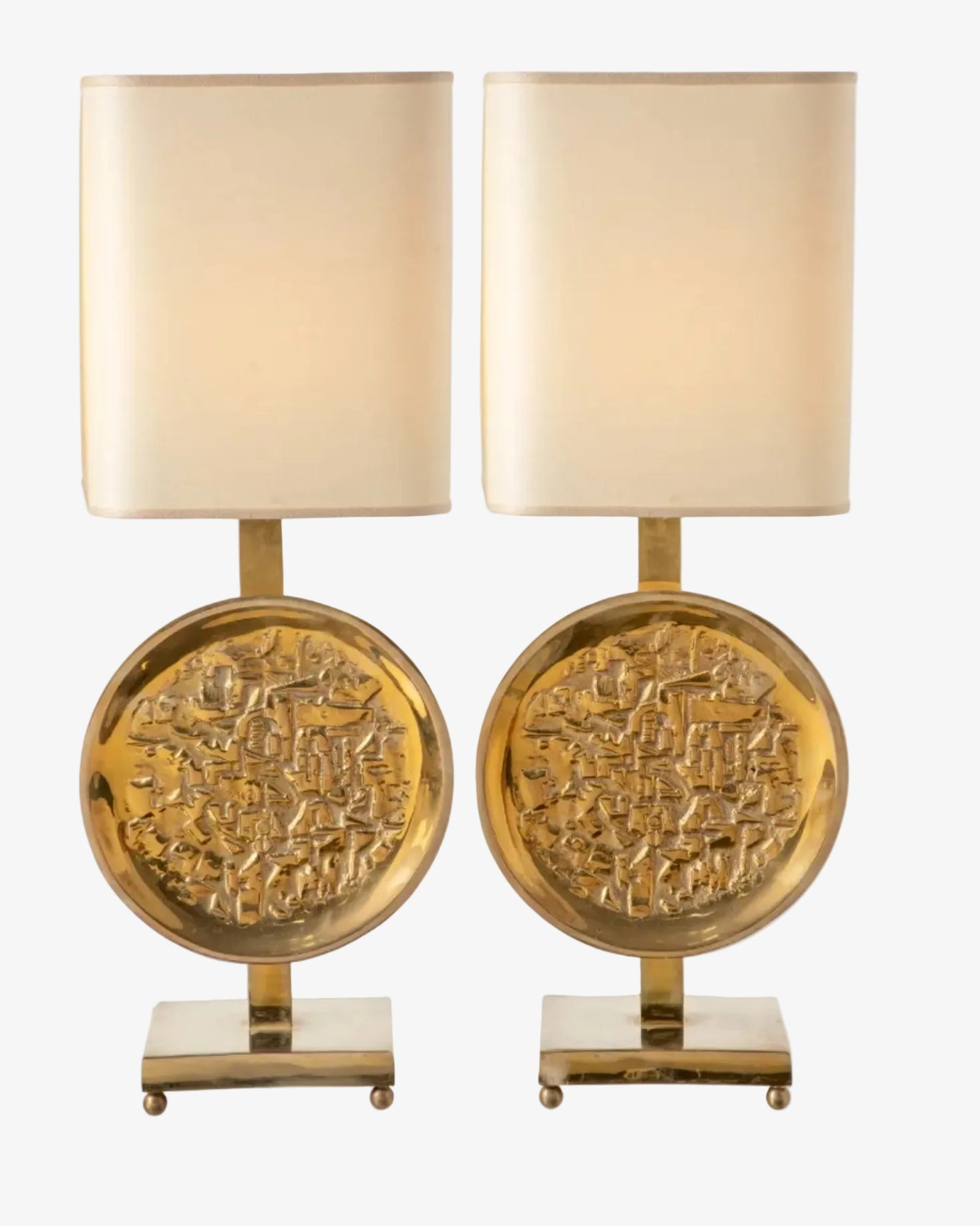 Coppia lampade ottone lavorazione rilievo
