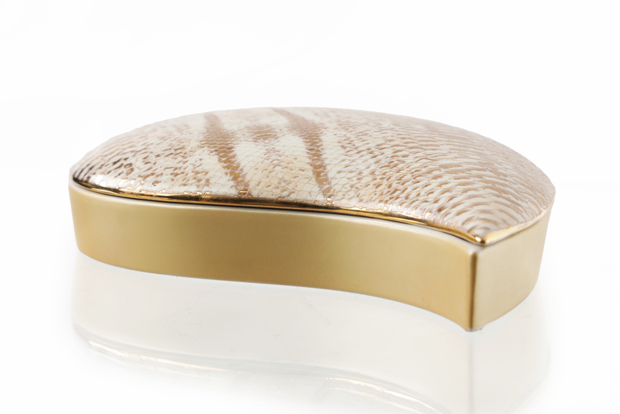 Limoges porcelain shell box