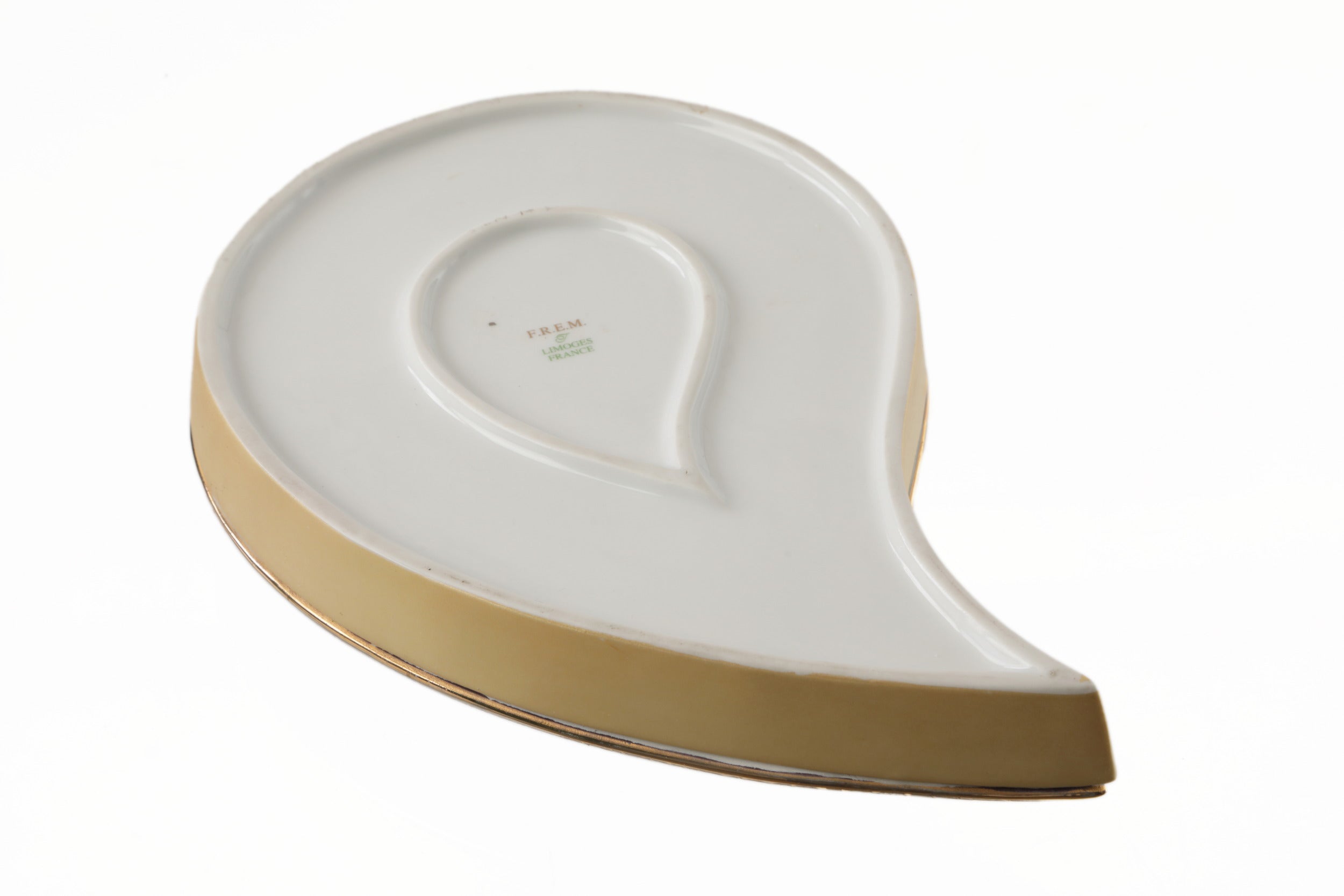 Limoges porcelain shell box