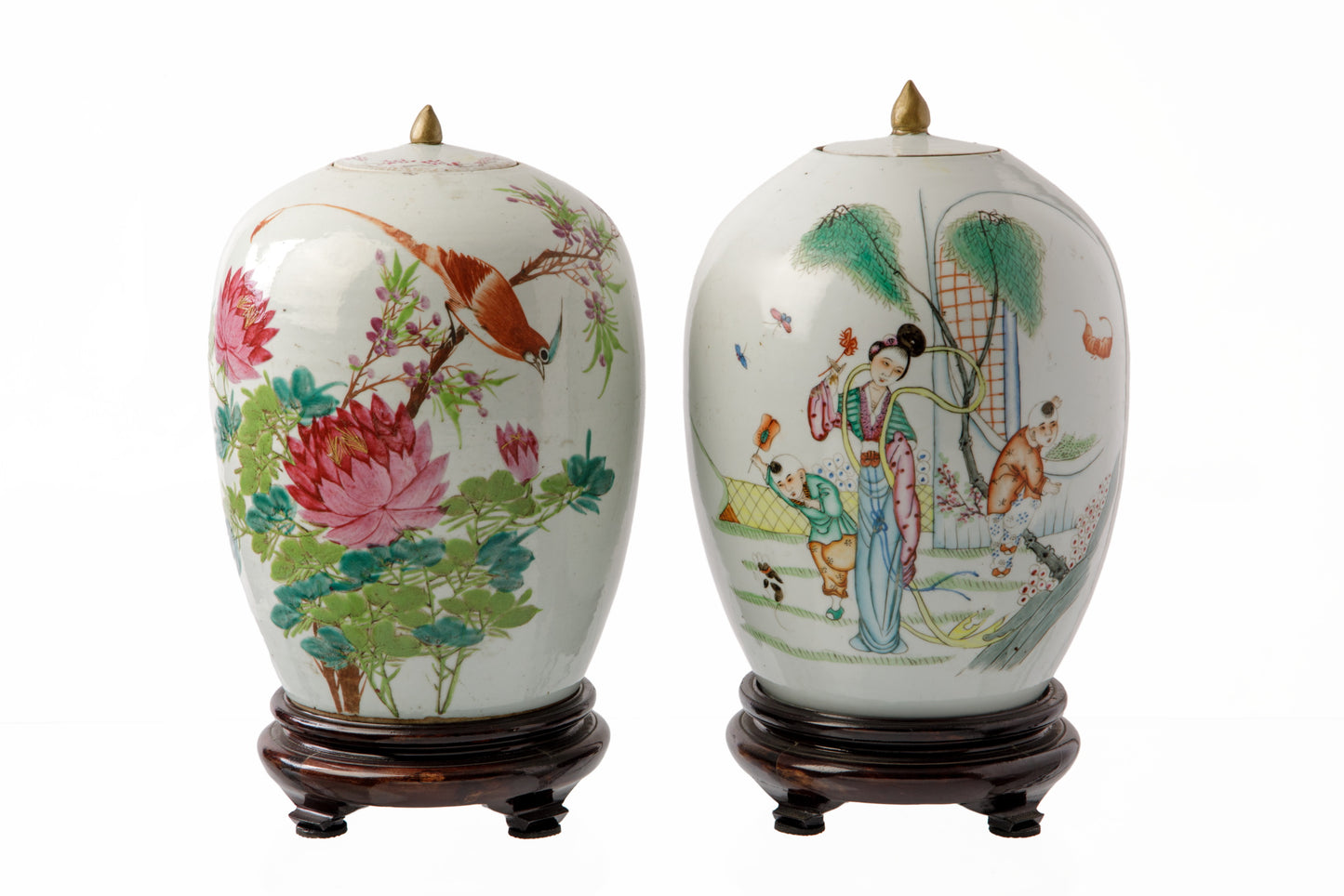 Pair of oriental potiche 900