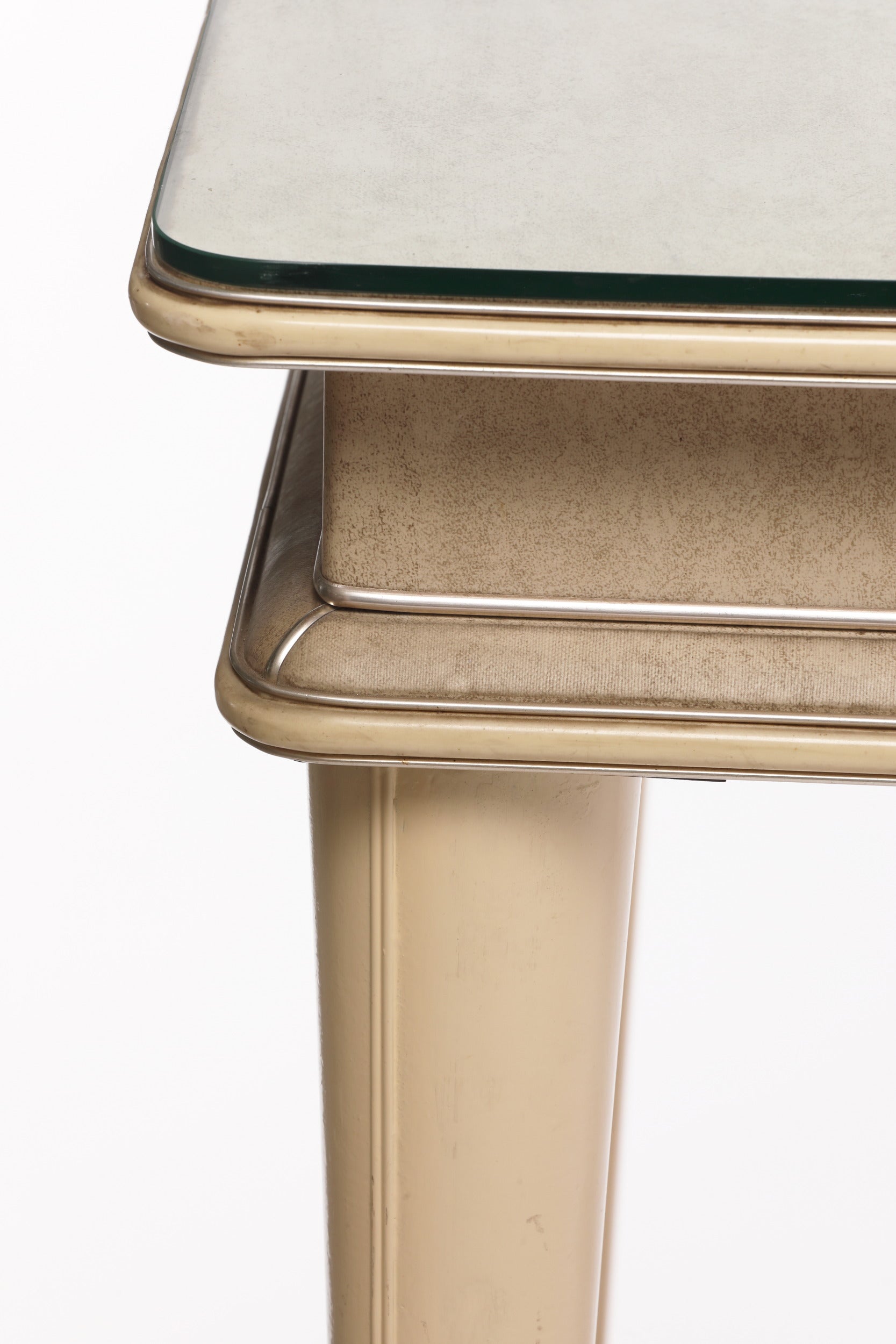 Umberto Mascagni table from the 50s in ivory skai