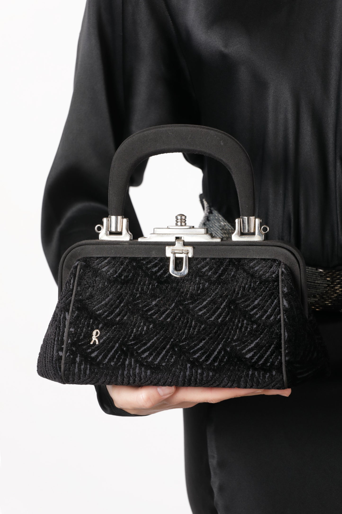 Roberta Di Camerino black shoulder and handle bag