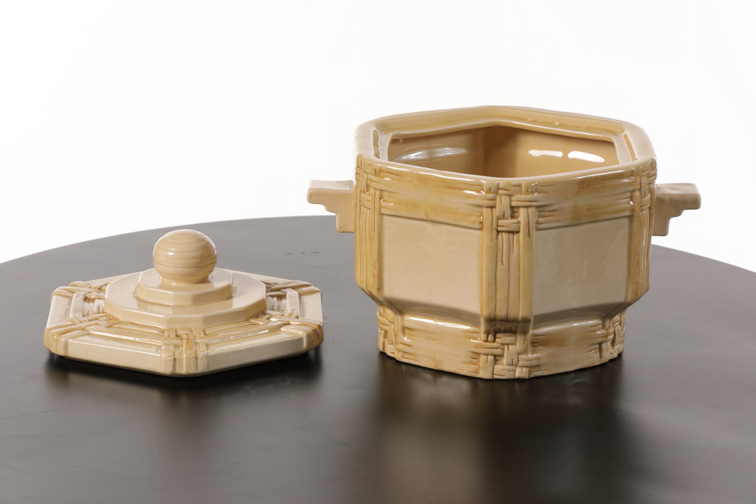 Arpex Colin Morrow dinner service