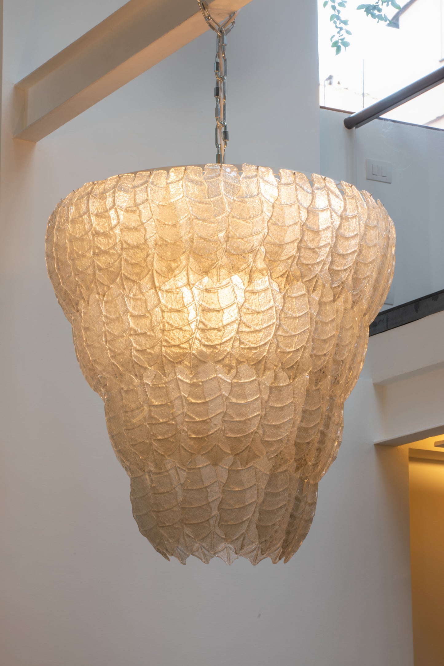 Large Murano chandelier with leaves