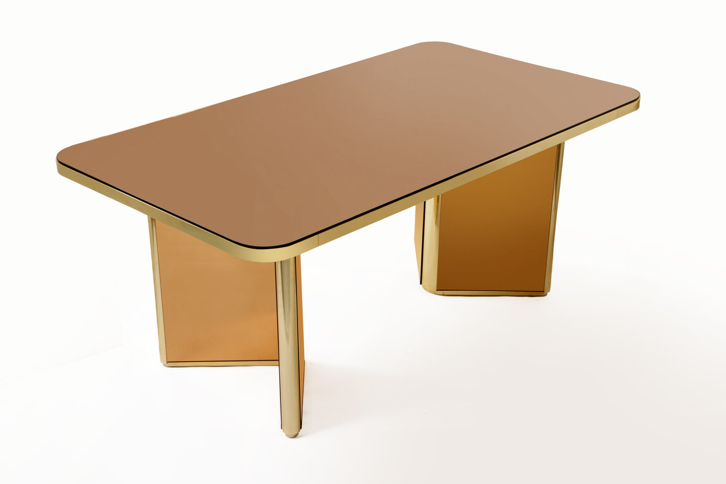 1970s dining table attributed to Milo Baughman