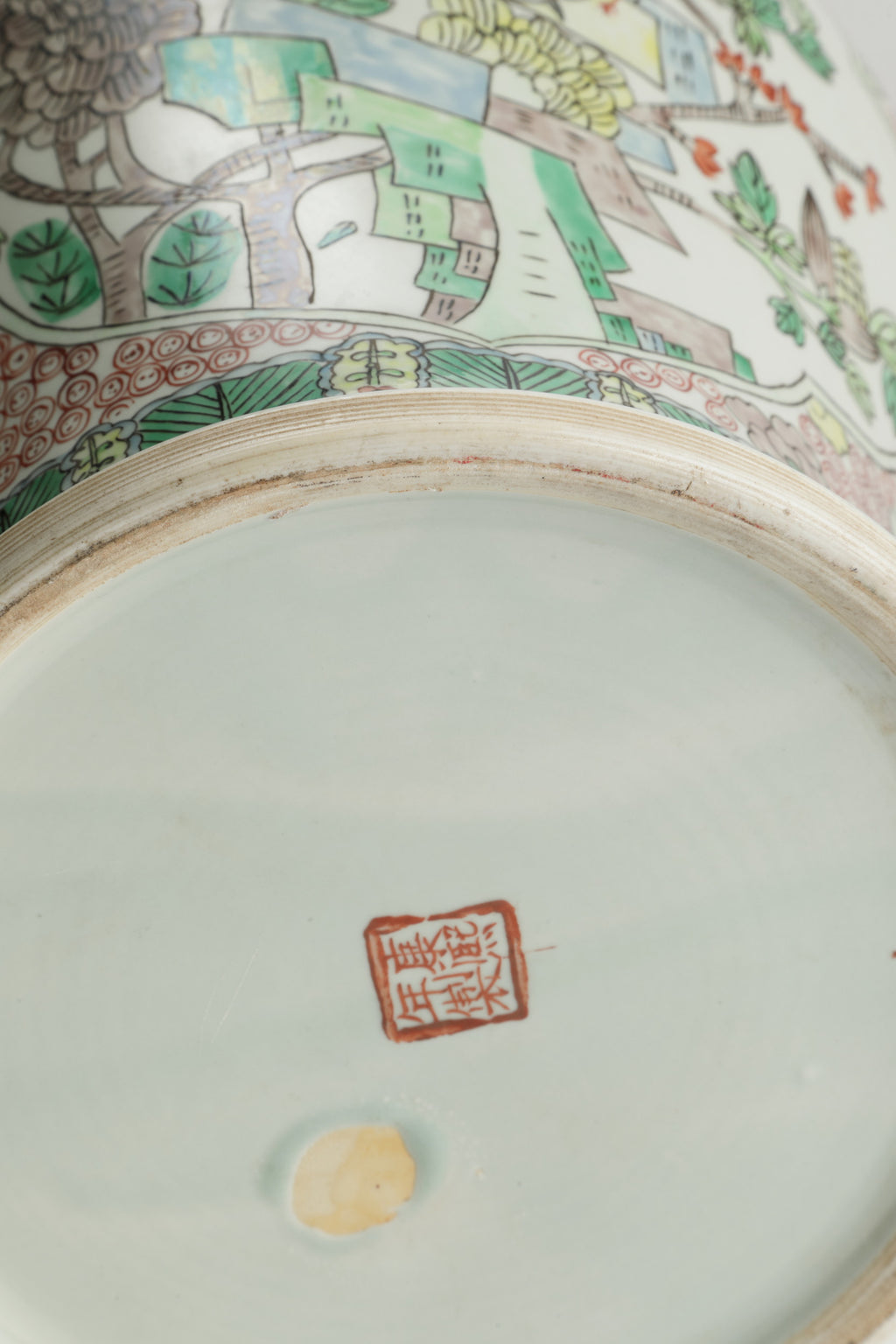 Chinese painted potiche