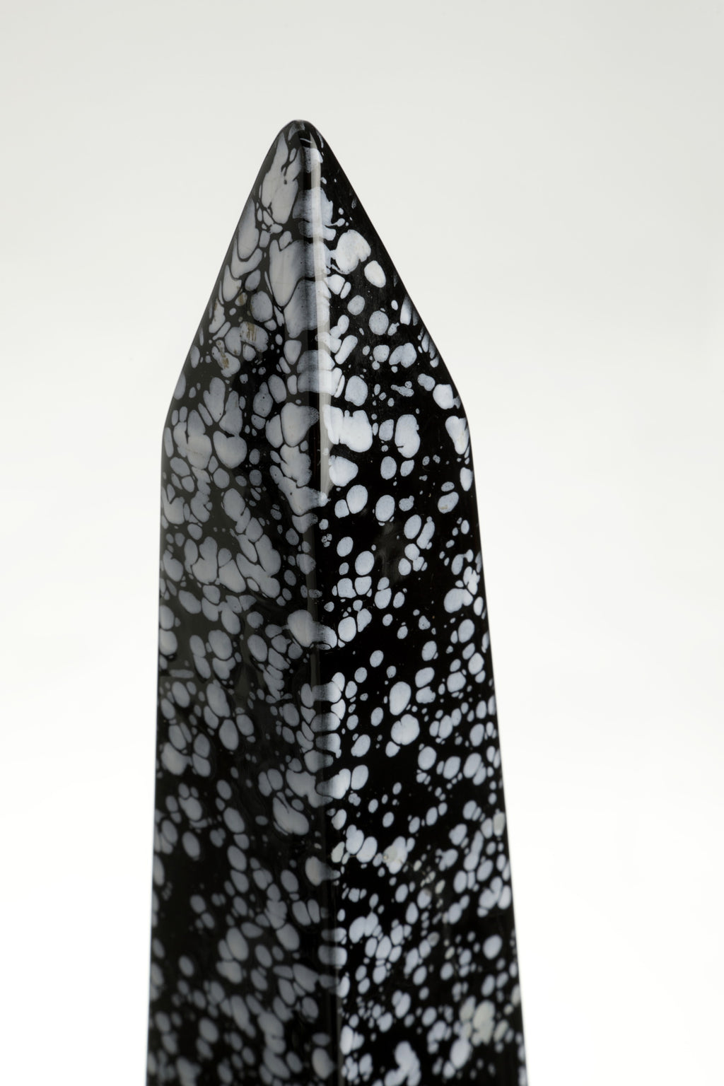 Pair of onyx Obelisks from the 70s