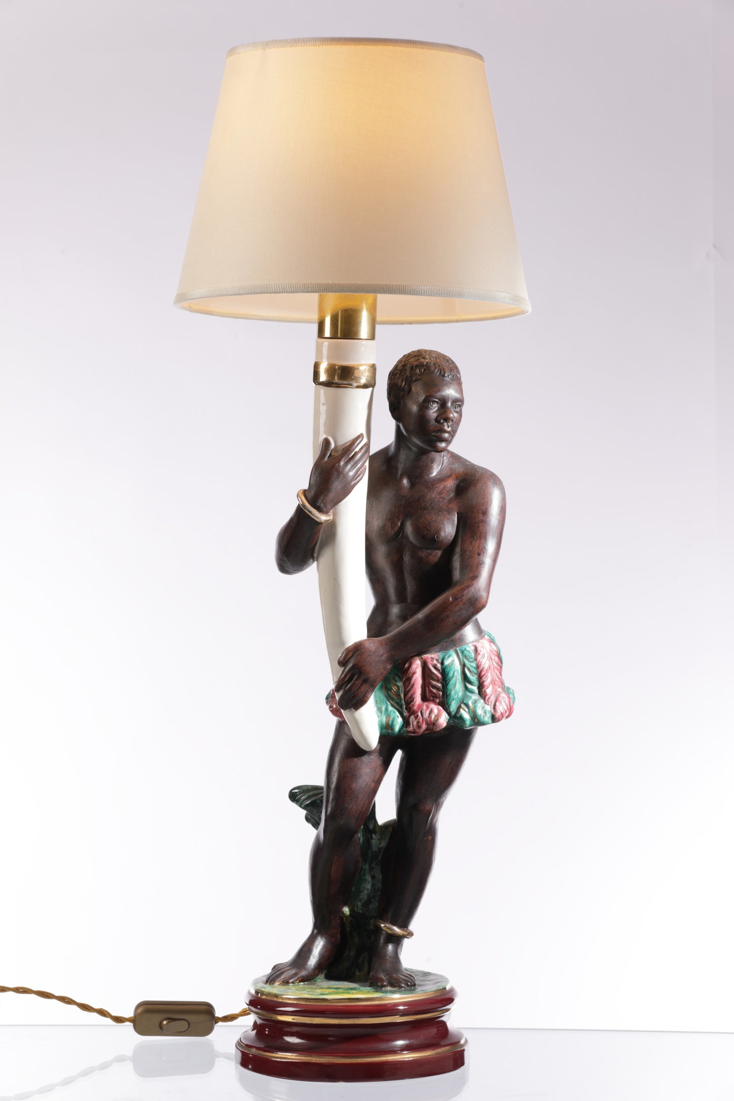 Farnesiana Parma ceramic table lamp from the 1940s