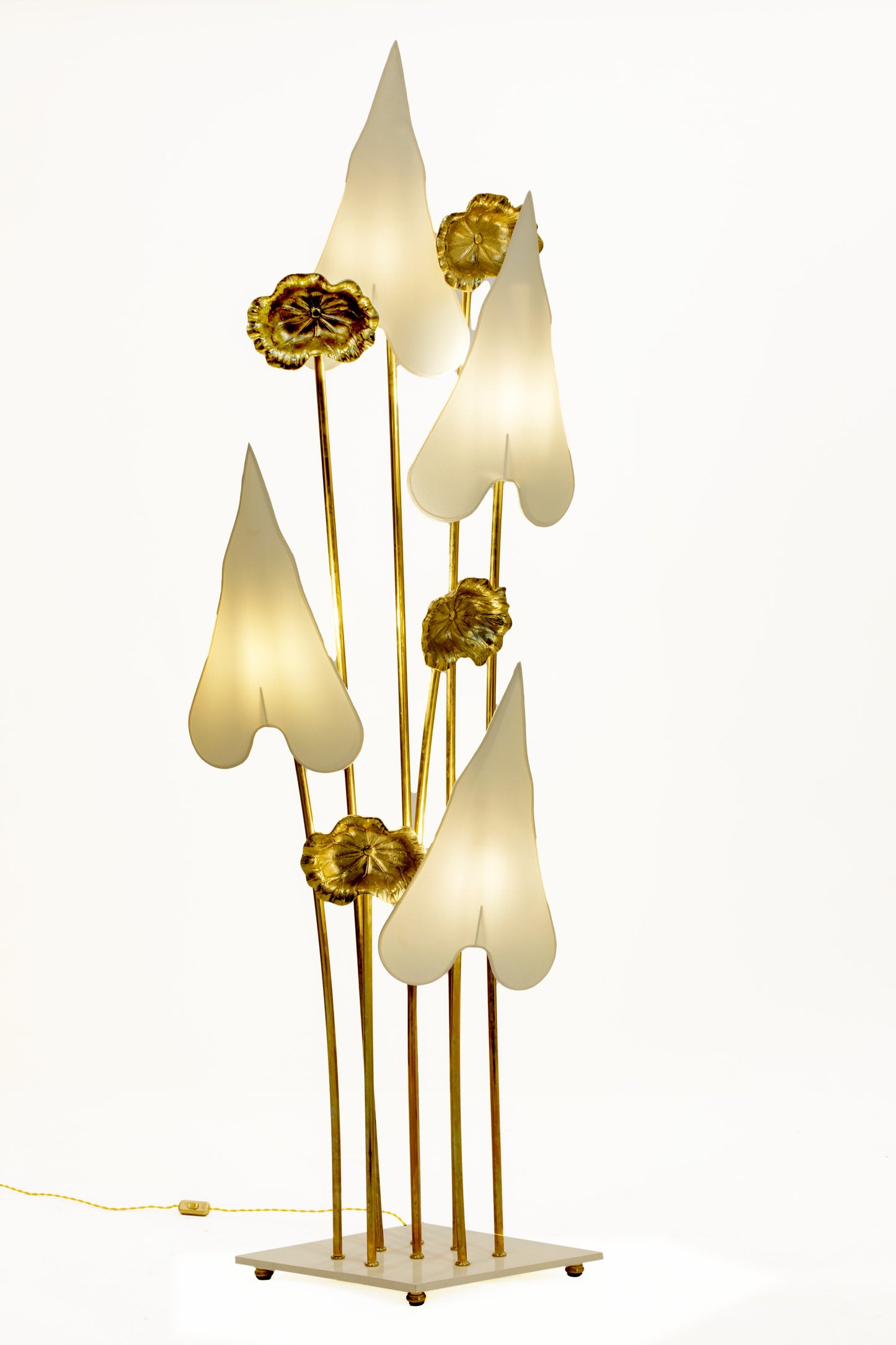 Floor lamp brass ivory leaf lampshades