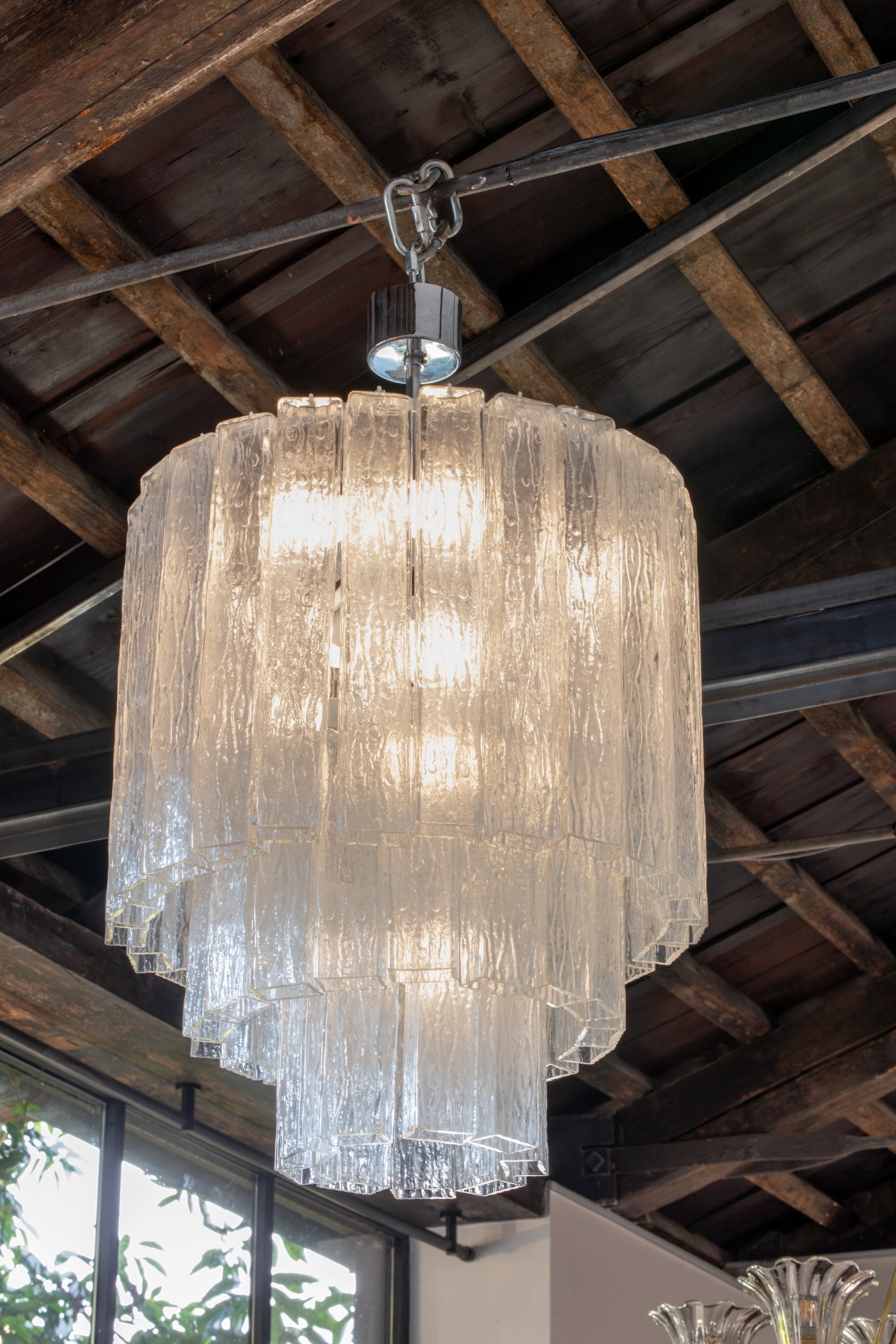 Murano chandelier with bark rectangular section tubes