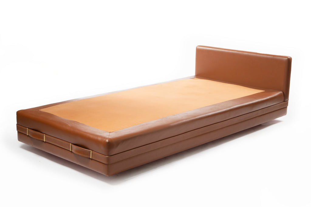 Letto singolo o dormeuse anni 70 in cuoio