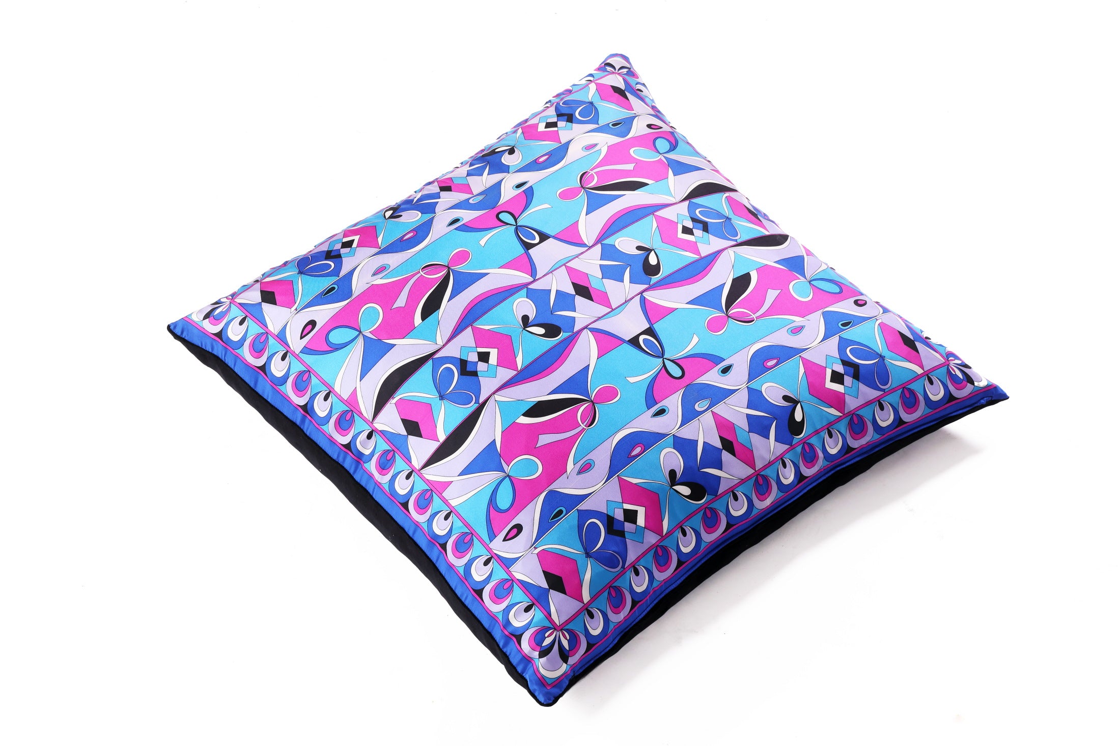 Maxi cushion with multicolor scarf reinterpreted triplef