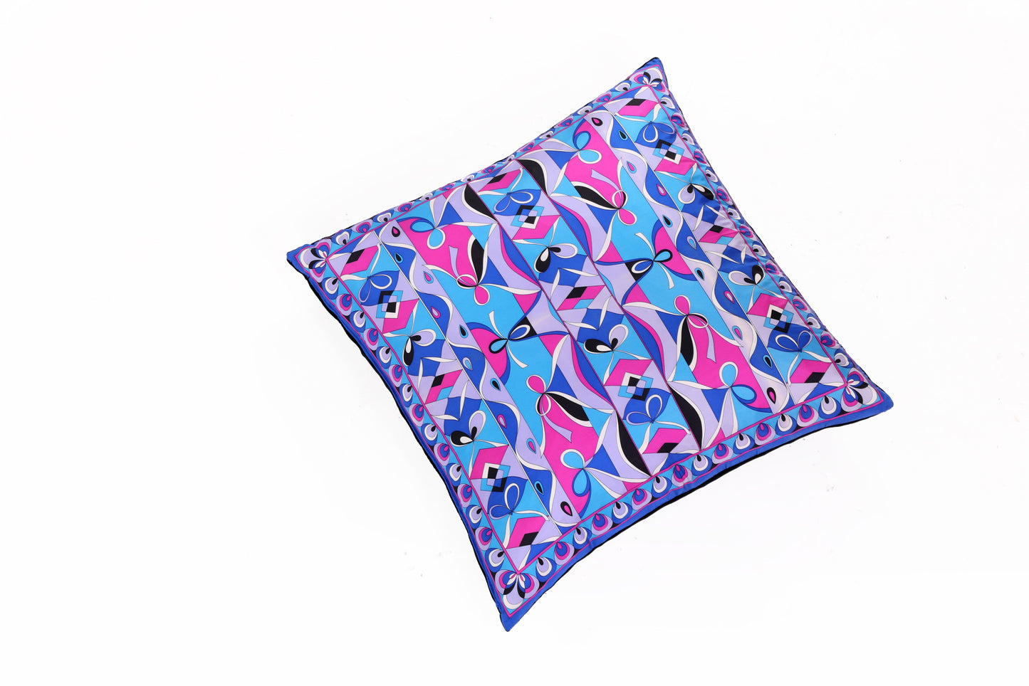 Maxi cushion with multicolor scarf reinterpreted triplef