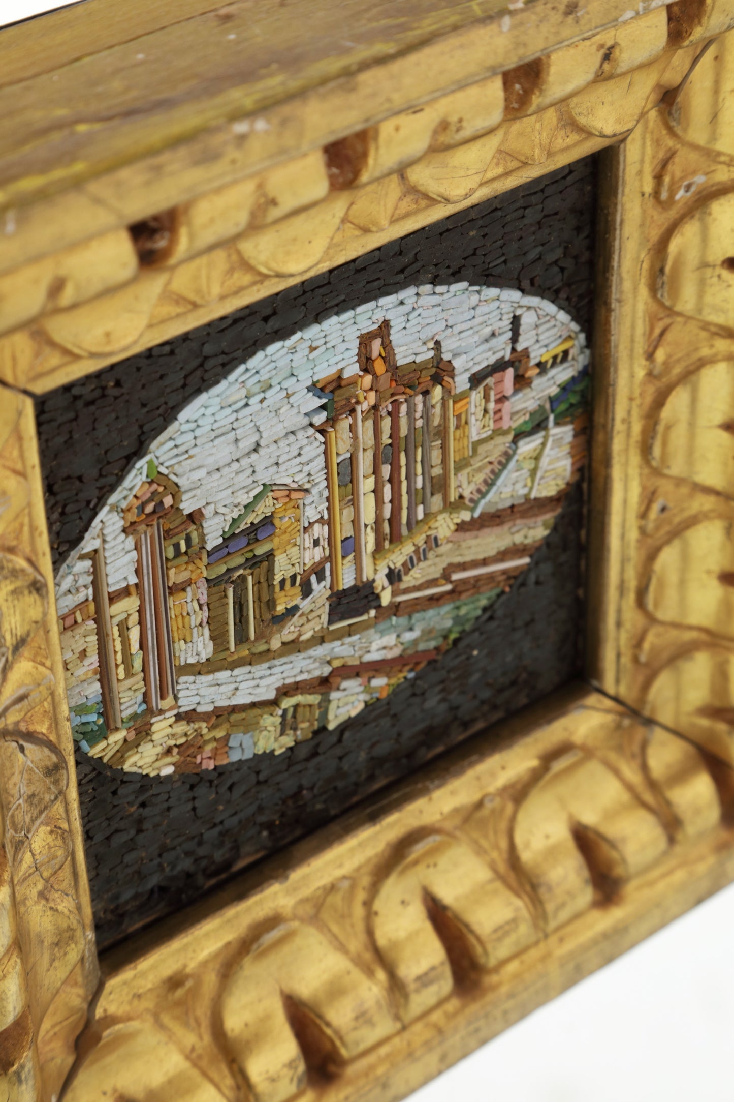 Micro Mosaic 900 gold frame