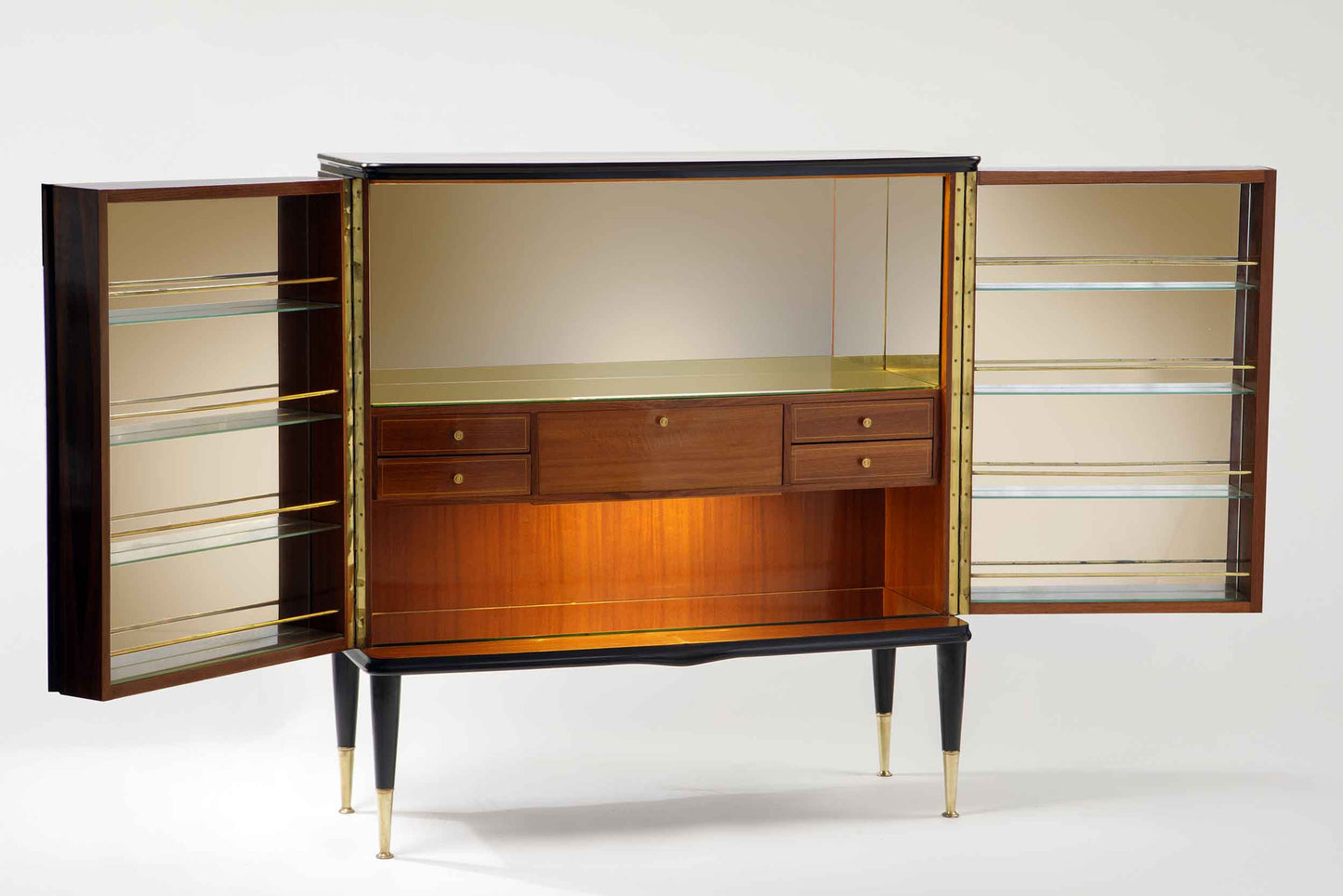 Mobile bar attributed to Paolo Buffa 1950s
