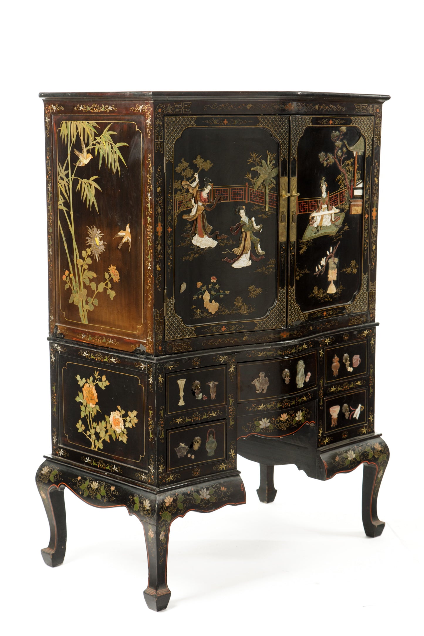 Japanese lacquered furniture years?