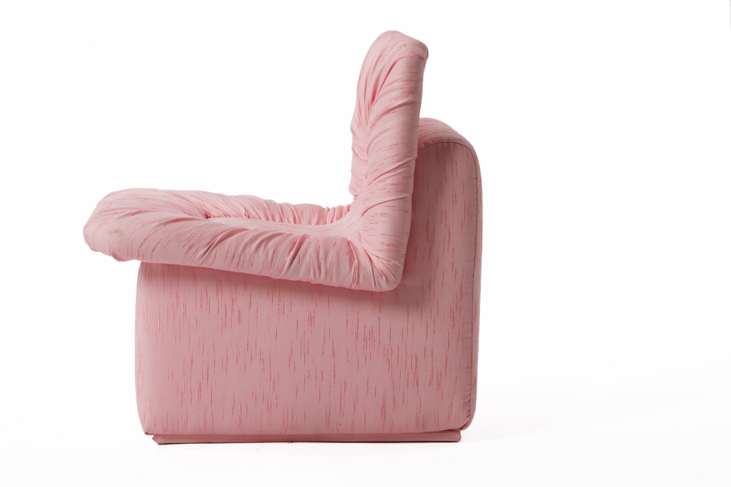 Small 70s armchair reinterpreted by triplef