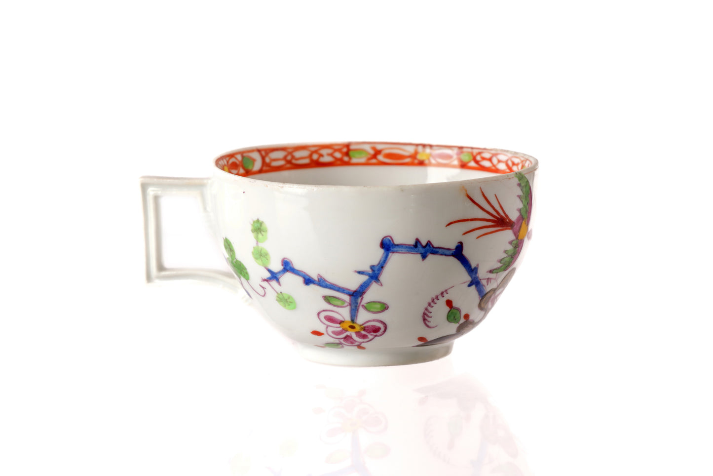 Small meissen porcelain cup with oriental decoration