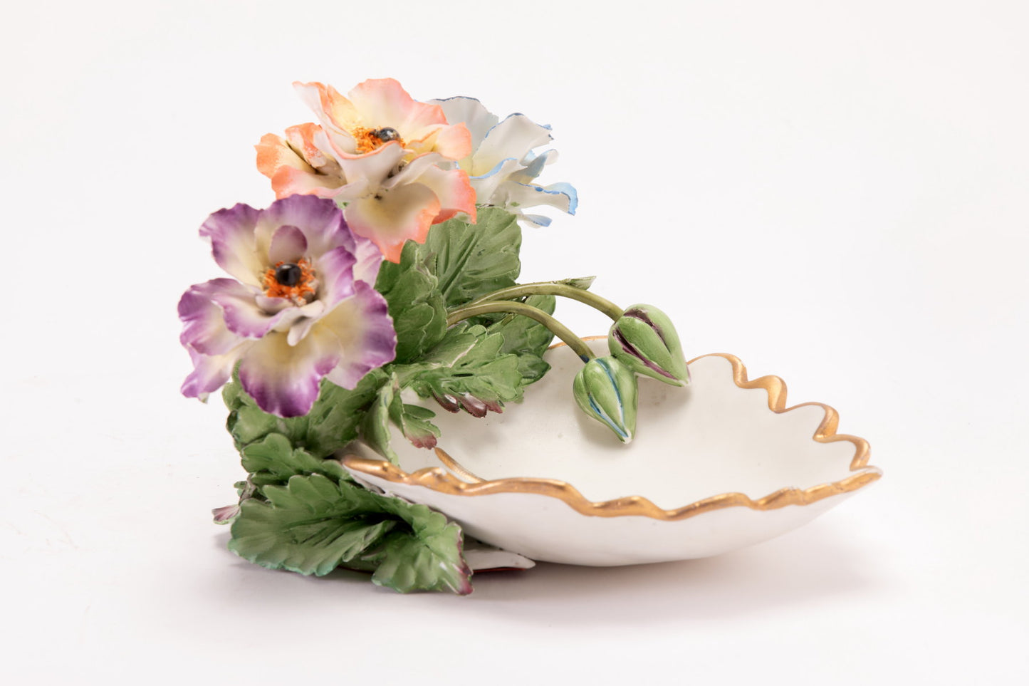 Small Capodimonte table accessory from the 50s