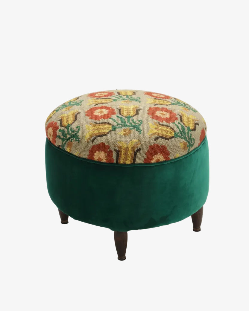 Piccolo pouf rotondo anni 60 reinterpretato da t r i p l e f