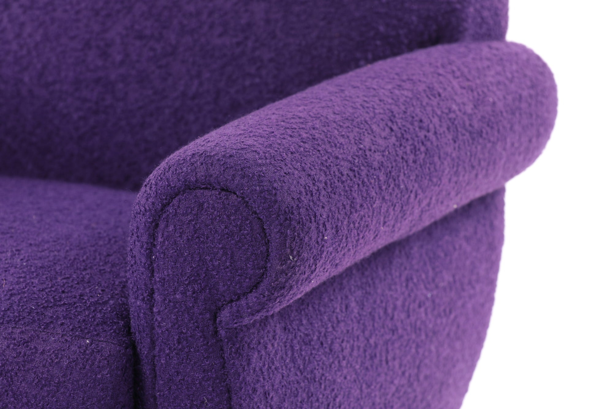 50's armchair reinterpreted in purple triplef bouclé