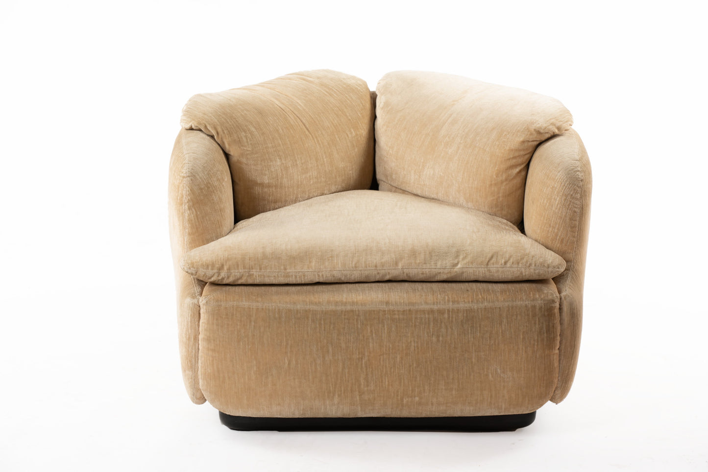 Confidential armchair from the 70s Saporiti