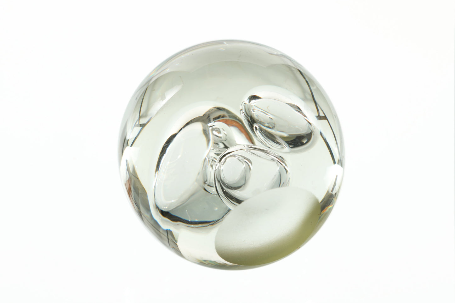 Spherical glass press paper with bubbles