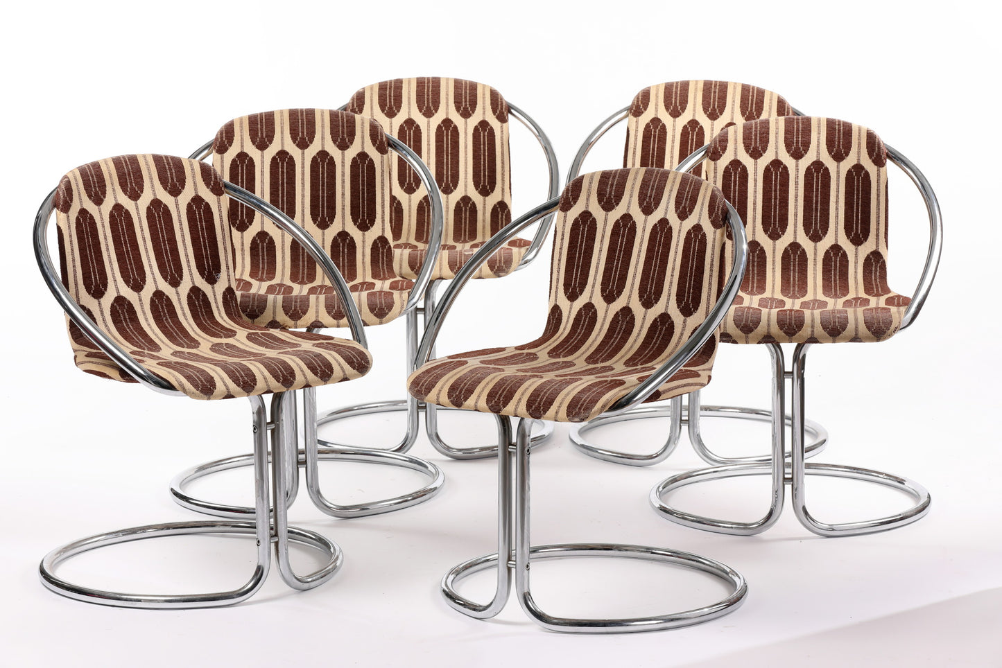 Six chairs from the 70s in optical fabric