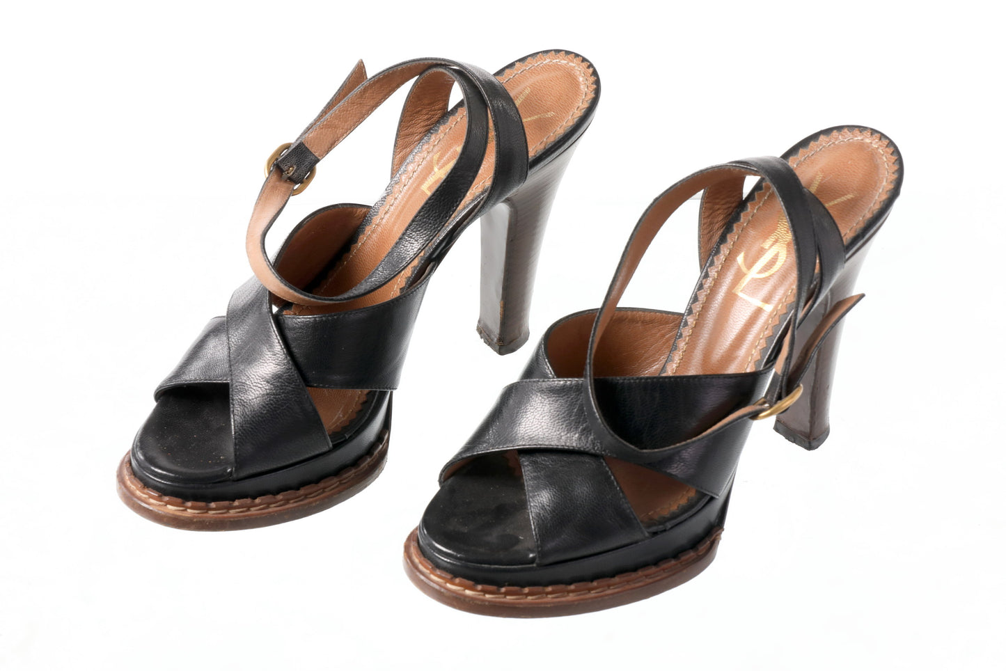 Yves Saint Laurent sandal in black leather