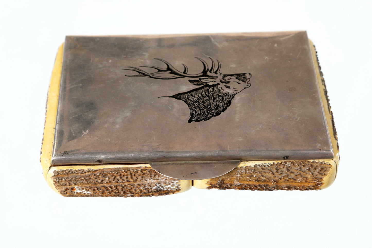 Scatola anni 70 legno e argento incisione cervo