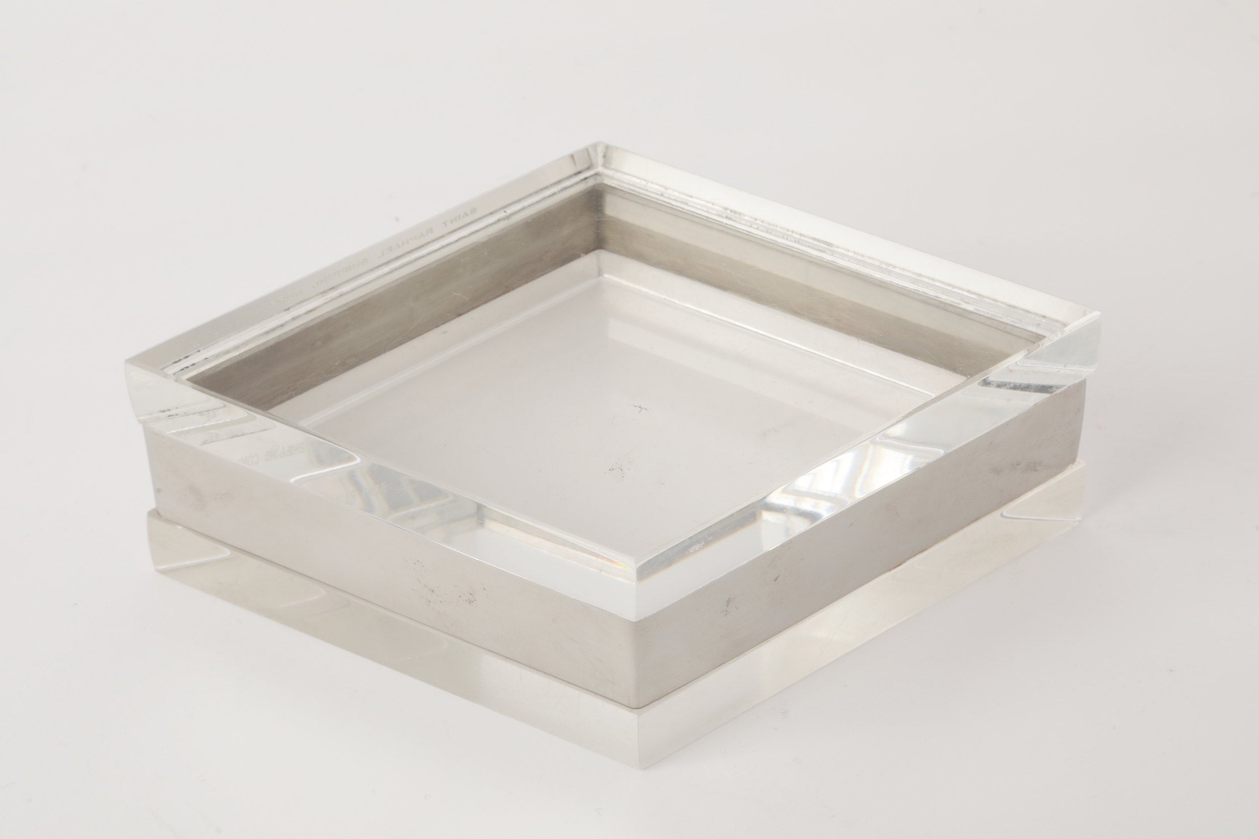Scatola in plexiglass romboidale anni 70