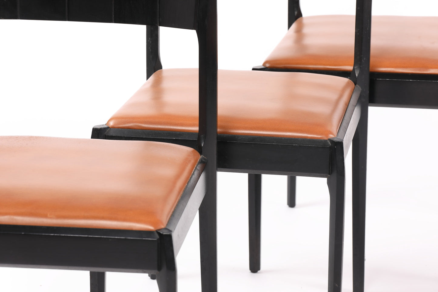 Vittorio Dassi chairs from the 50s in ebony and leather