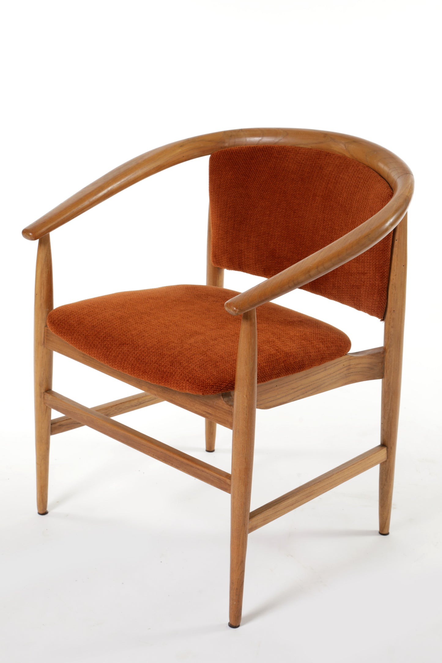 Six chairs attributed to Hans J. Wegner reinterpreted by triplef