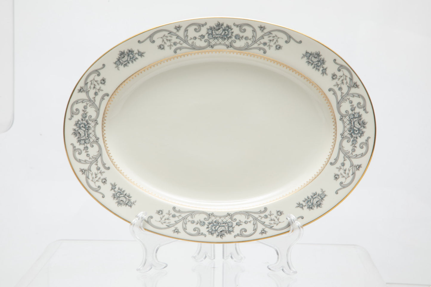 Johann Haviland Bavaria Porcelain Plate Service
