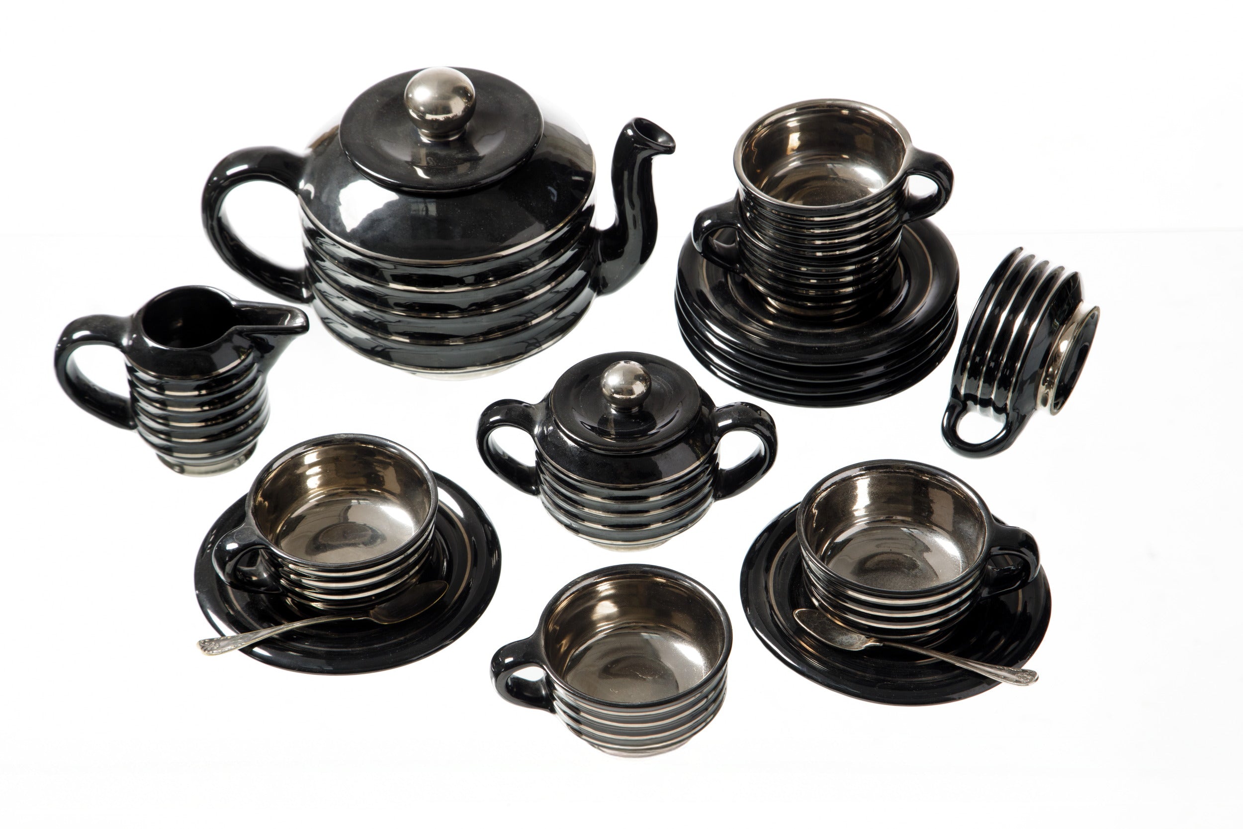 Rometti Umbertide Sacru tea set from the 1930s