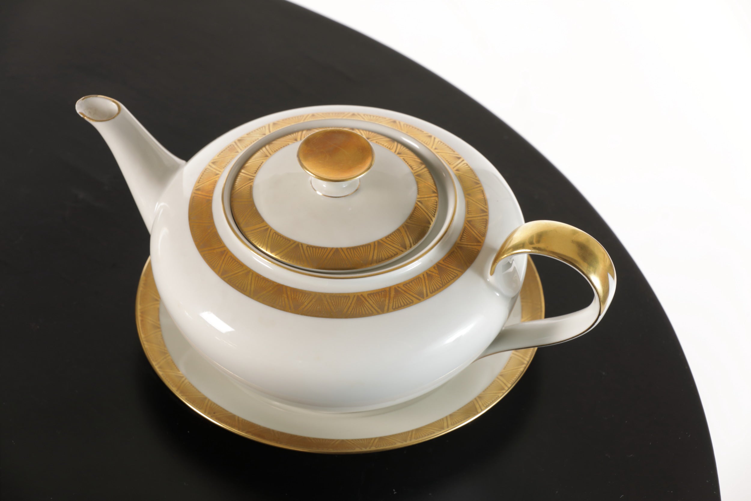 Bavaria tea set with gold rim from the 60s