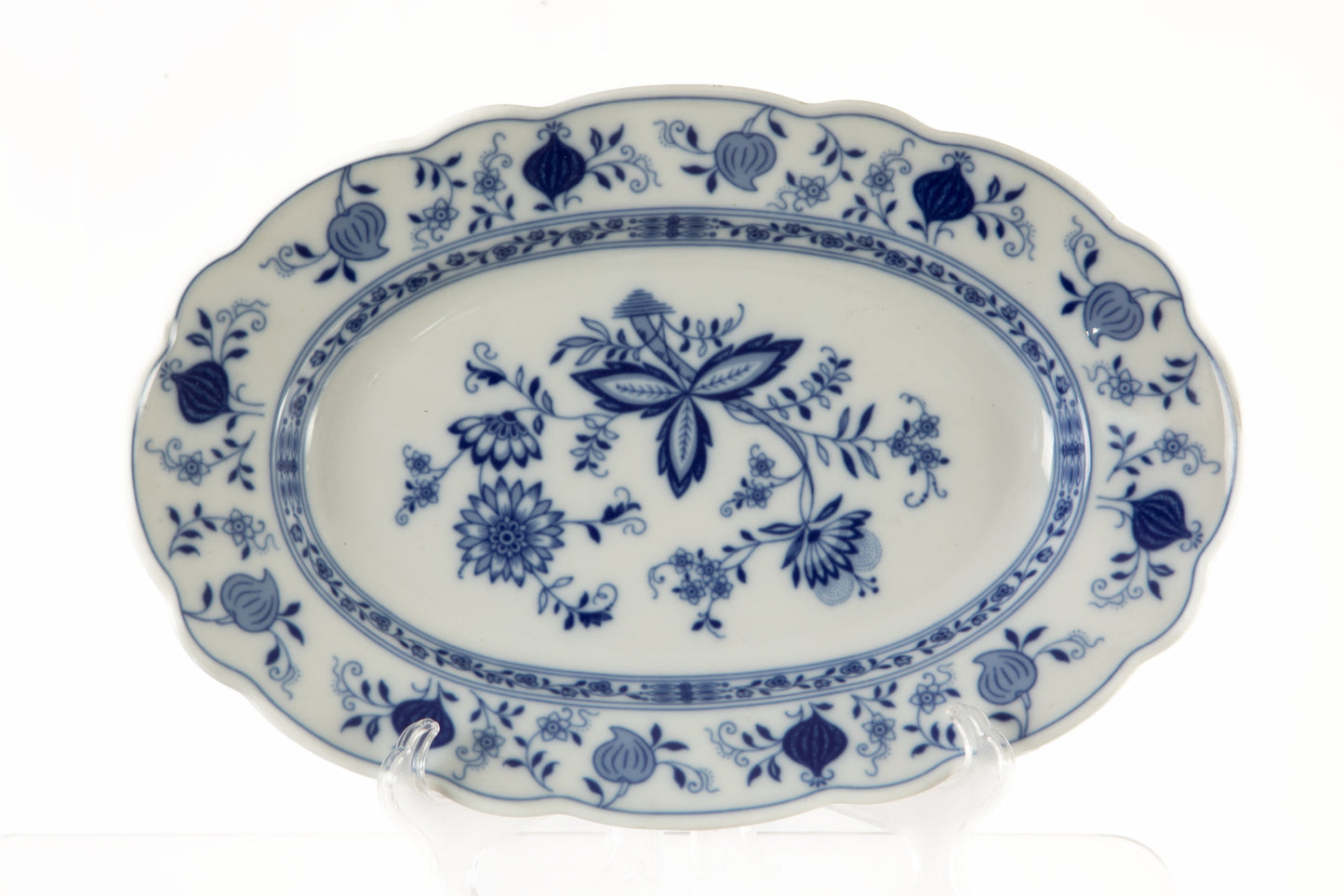 Onion and Blue Danube dish set, various manufacturers