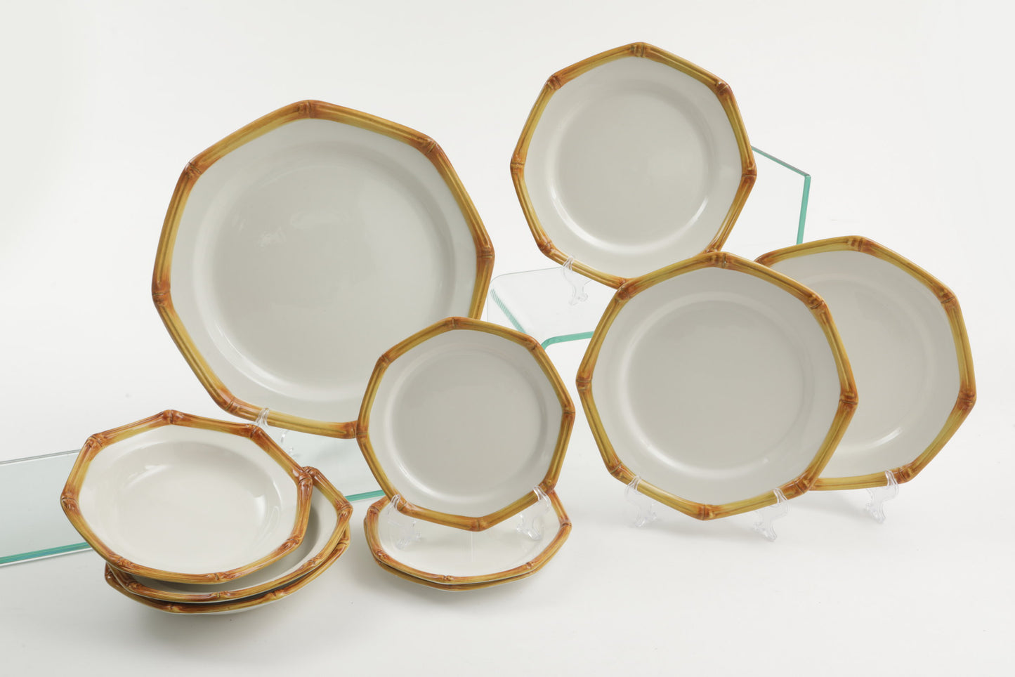 Este ceramic plate set from the 70s with bamboo edge