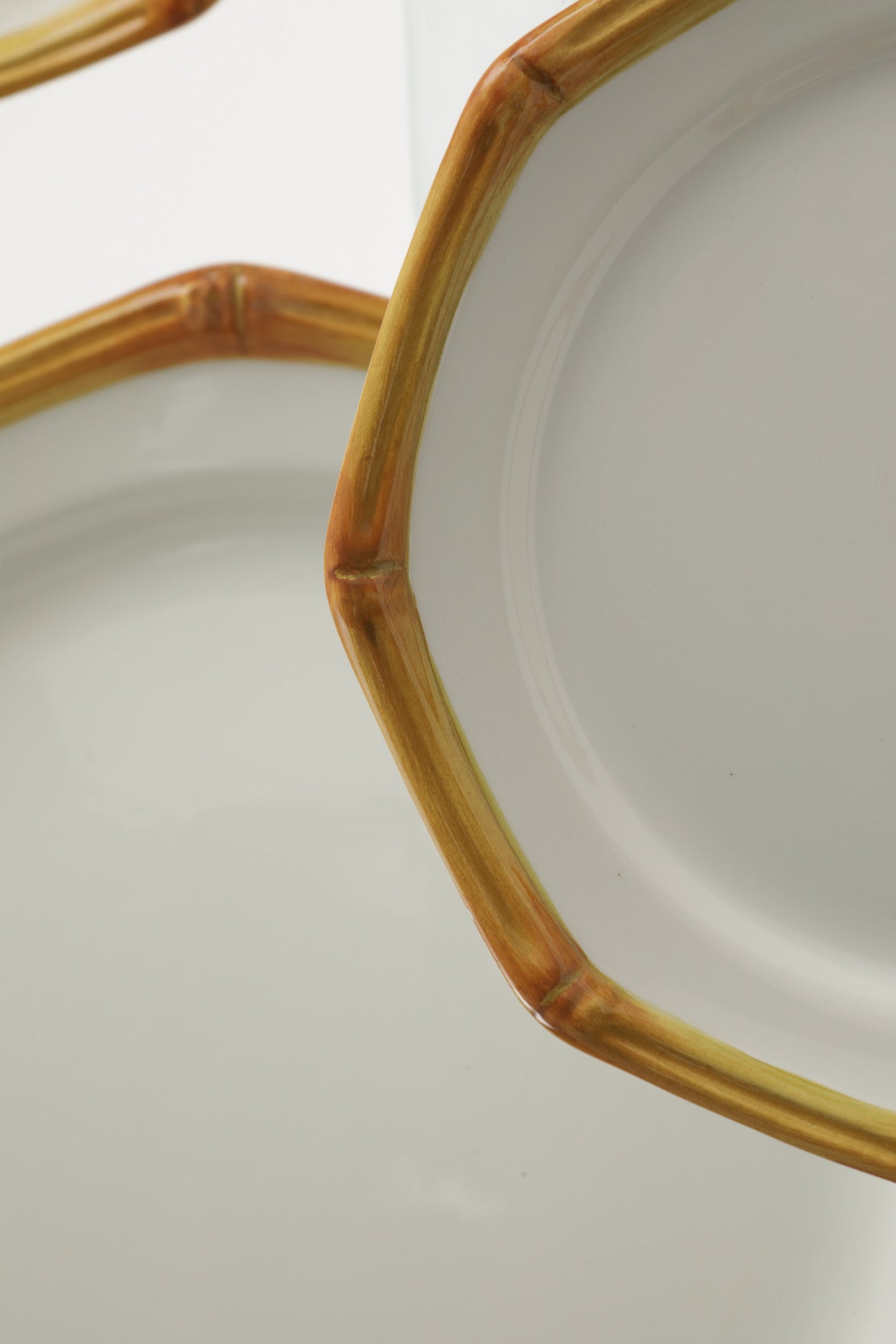 Este ceramic plate set from the 70s with bamboo edge