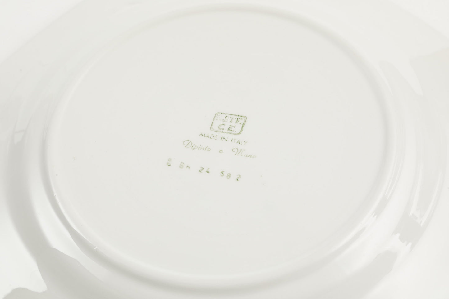 Este ceramic plate set from the 70s with bamboo edge