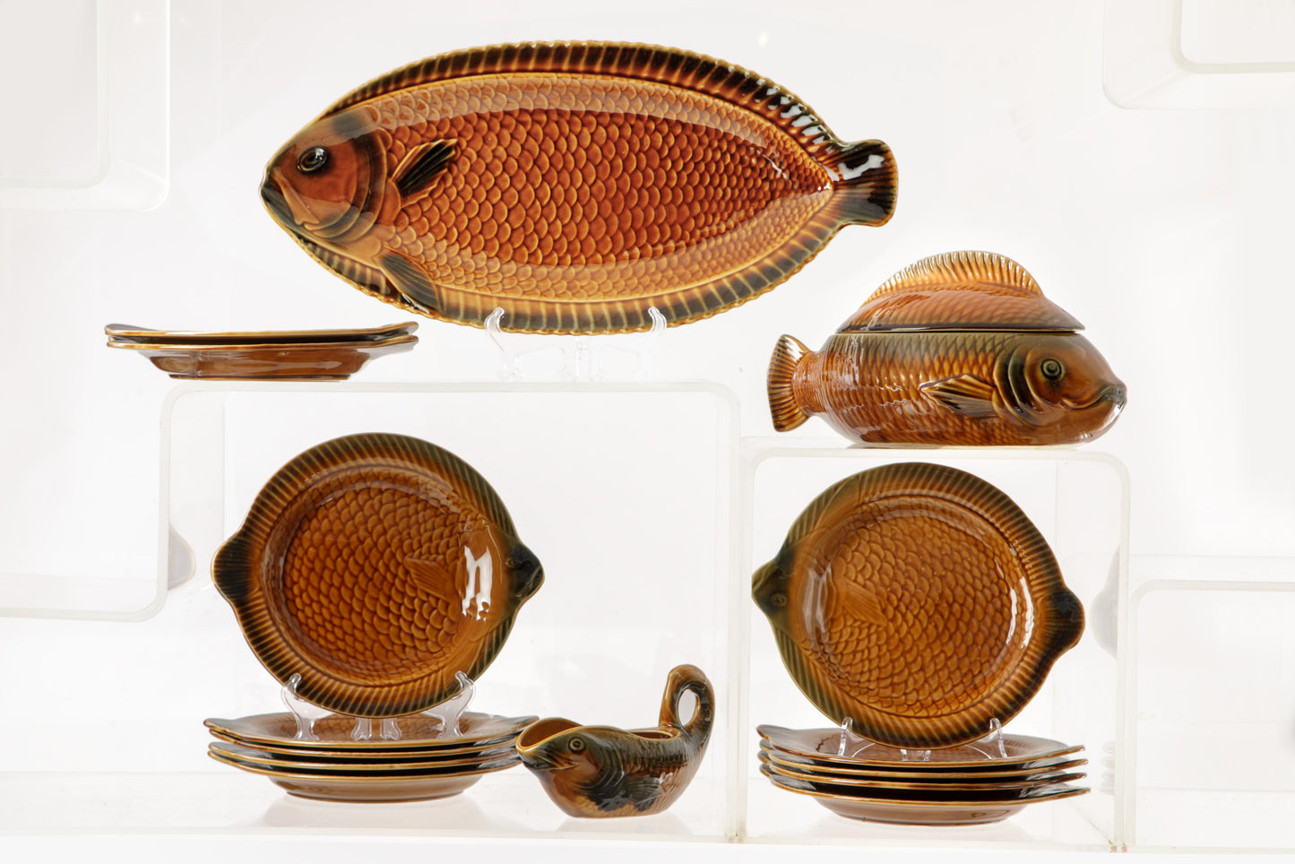 Sarragumines fish plate set from the 70s